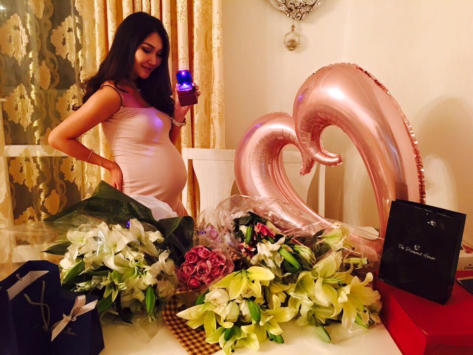 Ээж болох гэж буй мисс Ө.Буянхишиг “хайртыгаа сөхрүүлэв”